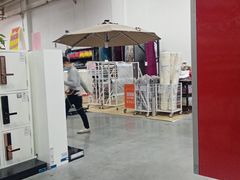 -百安居装修建材卖场(泰然店)