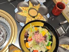 -山川小町·极番烧肉(新地假日广场店)