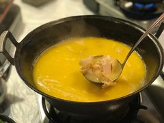 -鲜入围煮花胶鸡海鲜火锅