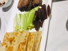烙饼卷带鱼-老浒记烤鸭-北京菜(琉璃厂店)
