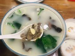 -清真·玛丽亚新疆菜主题餐厅(浙江中路店)