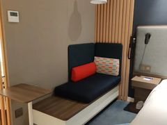 -珠海拱北口岸智选假日酒店