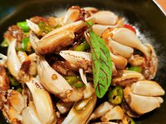 船歌特色生腌蟹钳-船歌·鱼水饺青岛菜(闽江二路店)