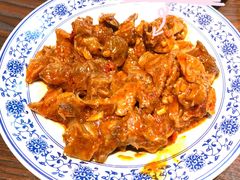 -爆炸头阿姨小四川正宗川味小吃(无任何分店)