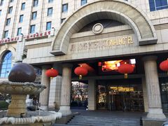 -锦龙国际酒店(天津奥体中心华苑地铁站店)