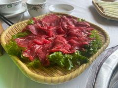 -鲁朗纳麦石锅鸡庄园