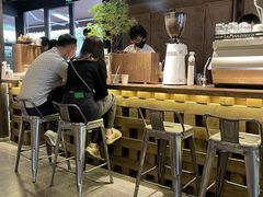 大堂-Metal hands·铁手咖啡