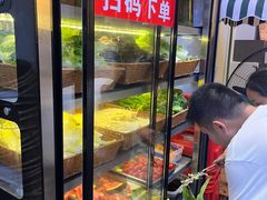 -黔二妞地摊火锅(龙华清湖店)