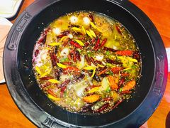 -鸿通城购物中心