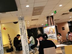 -麦当劳(世界城广场店)