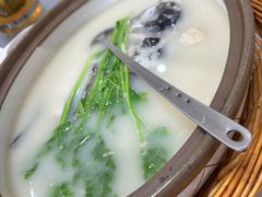 天目湖砂锅鱼头-翠茗农庄土菜馆(天目湖店)