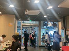 -麦当劳(轻轨曹杨路店)