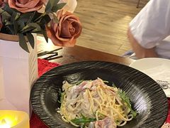 -mordew加州日记西餐&小酒馆(新天地店)