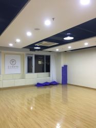 -亚太瑜伽普拉提学院