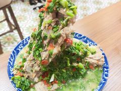 夜市网红火山排骨-曼谷食堂·泰国家庭料理(丹桂路店)