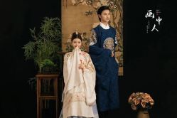 -苏菲雅婚纱摄影(环城南路店)