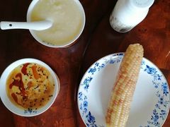 -乐禧母婴全自营月嫂(宝山店)