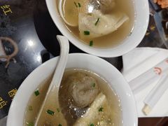面筋百页单档汤-鲜得来排骨年糕(云南南路店)