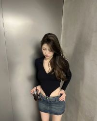 -Hello Lady发型设计