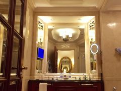 -广州富力丽思卡尔顿酒店