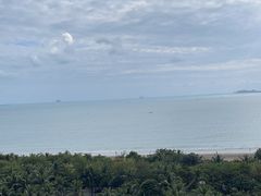 -三亚湾海居铂尔曼度假酒店