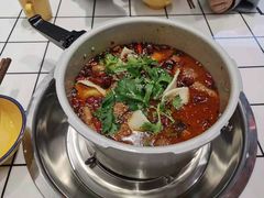 -晓彭肥肠鸡·泡椒鸡火锅(水木天地店)