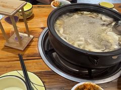 -菌之家·专业纯野生菌火锅·特色炒菌