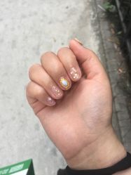 -睫乐园•睫公馆•美睫美甲沙龙