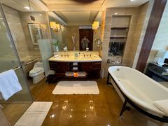 -深圳星河丽思卡尔顿酒店