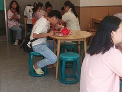 -塔斯汀中国汉堡(横岗志健广场店)