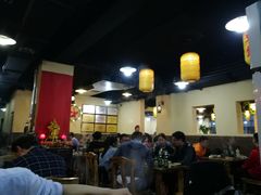 大堂-东镇老火锅(长春路首店)