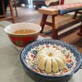 有情饮水饱？