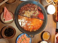 -萍姐火锅·公路夜市(武汉首店)