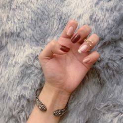 -手牵手美甲