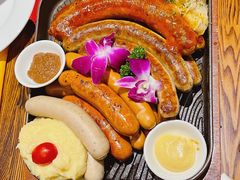 -申德勒加油站餐厅(三里屯北小街店)