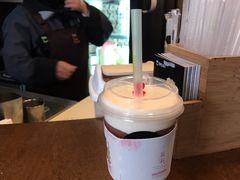 草莓芝士玛奇朵-TPLUS茶家(上海商城南京西路店)