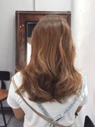 -Moyue HAIR SALON