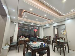 -龙香居海鲜浑锅家常菜·特色驴肉