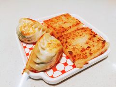 香煎饺子-明腾壹间茶餐厅(新都会花园广场店)