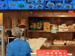 -护国寺小吃店(红莲南路店)