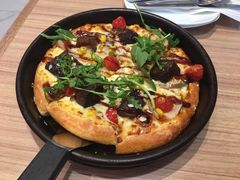 东坡牛肉披萨-必胜客(砂之船中东奥莱店)