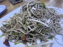 -溢心园香河肉饼总店