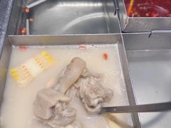 -海底捞火锅(长宁路龙之梦店)
