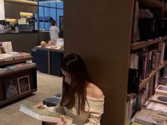 -茑屋书店(天目里店)