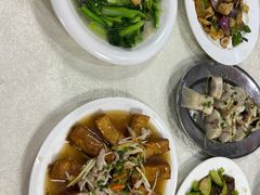 -辉记虾塘海鲜农庄