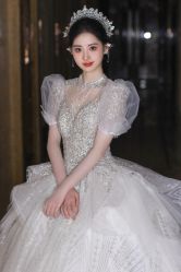 -不晚国际婚纱礼服