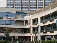 -浦江城市生活广场(江月路店)