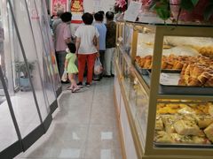 面包甜点陈列柜-爱德顺糕点食屋(利民道店)