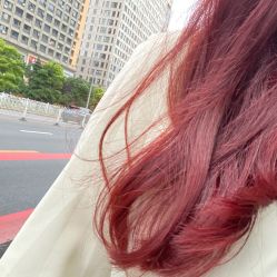 -妞妞麻吉美发沙龙