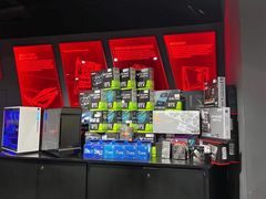 -ROG玩家国度(美罗城店)